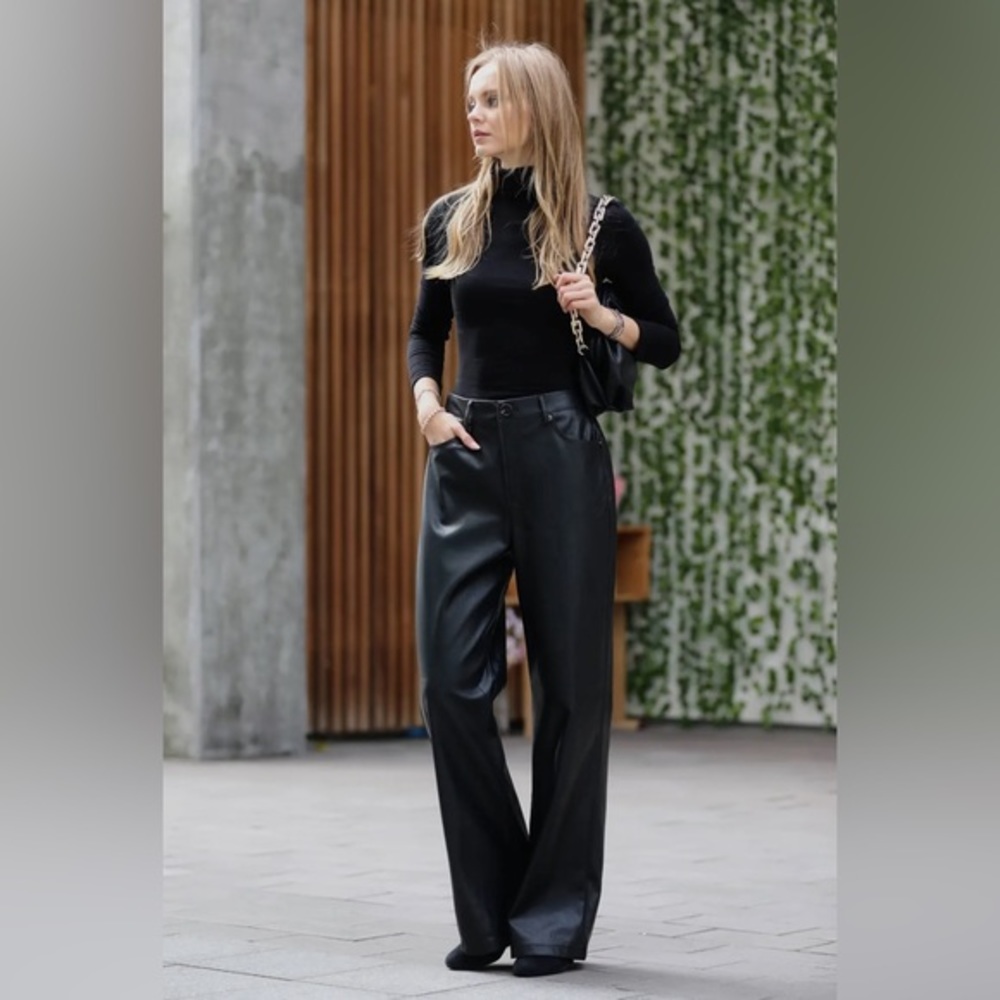 Zenana Black Vegan Leather High Waist Pants with pockets